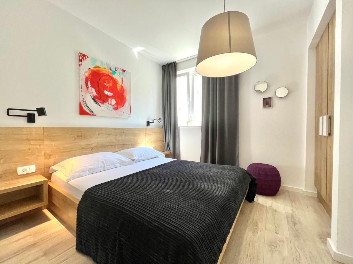 Apartments And Rooms Matesa Vodice Exterior foto