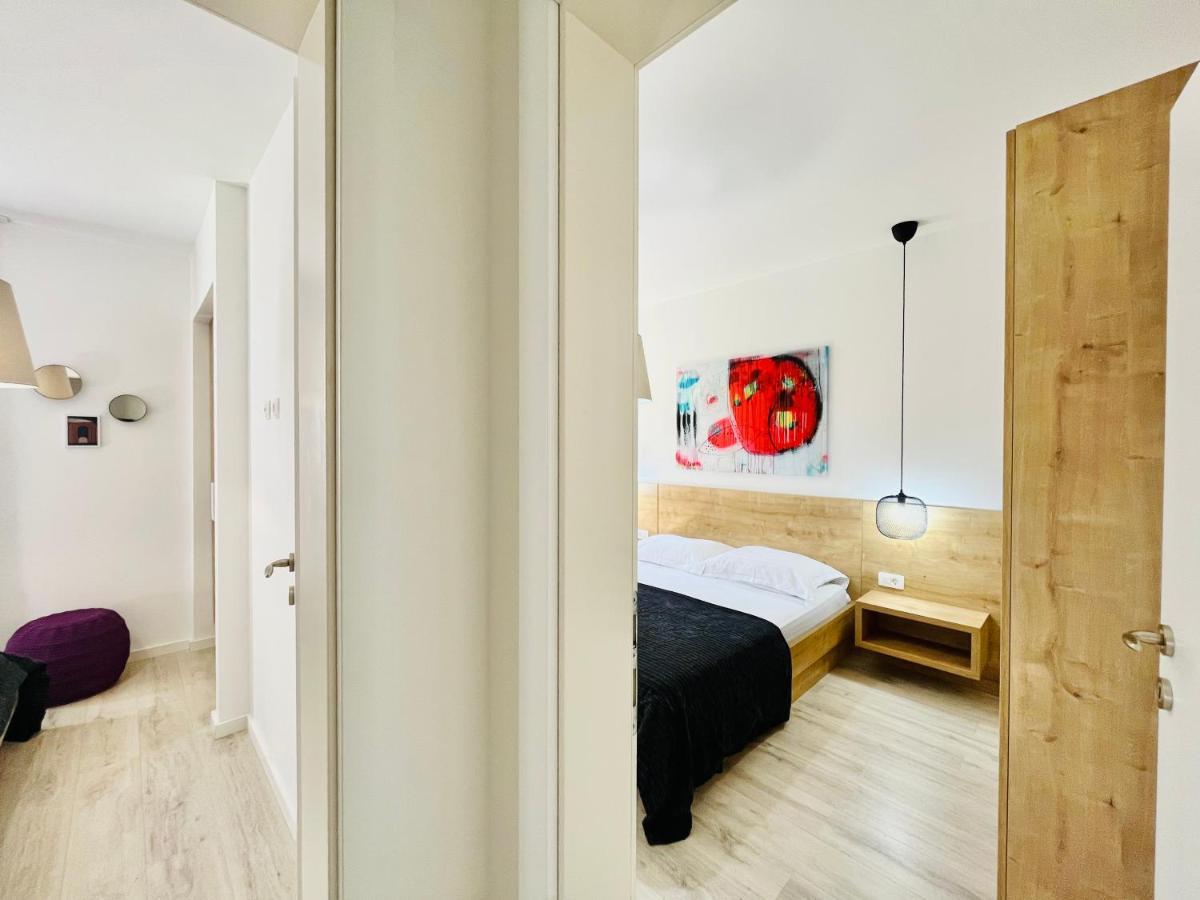 Apartments And Rooms Matesa Vodice Exterior foto