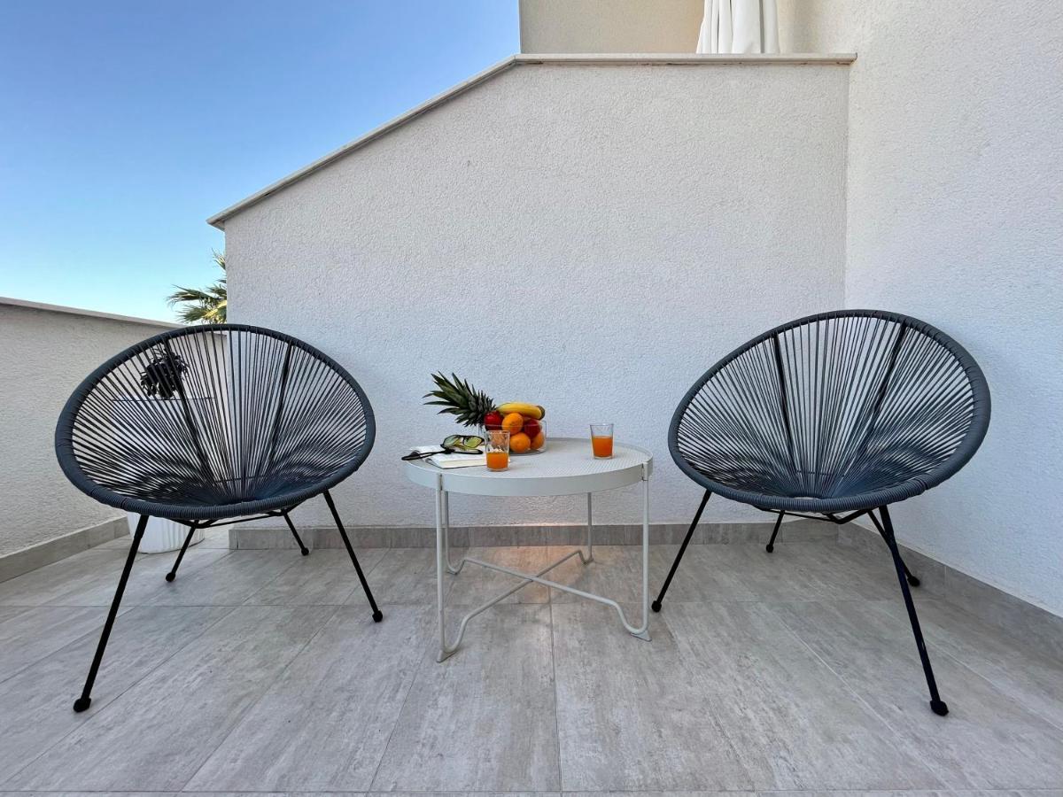 Apartments And Rooms Matesa Vodice Exterior foto