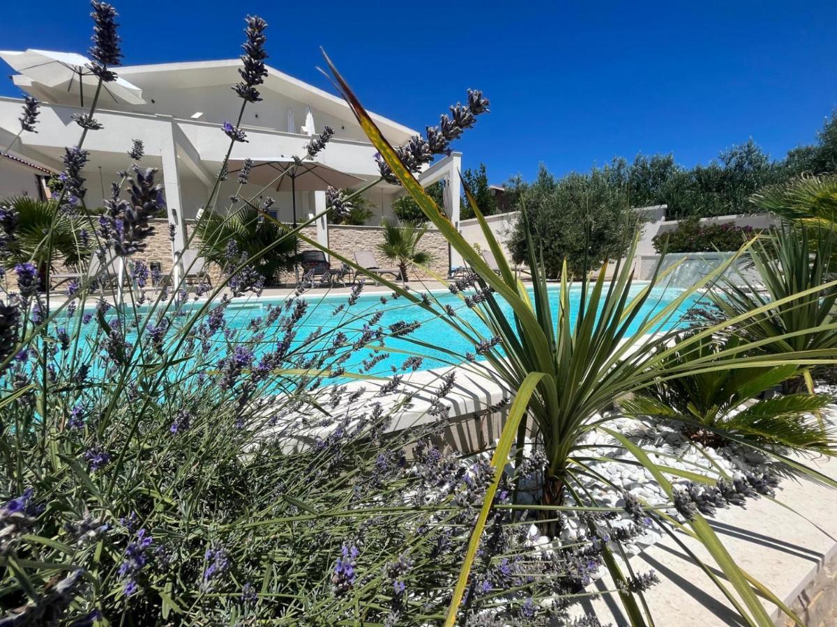 Apartments And Rooms Matesa Vodice Exterior foto
