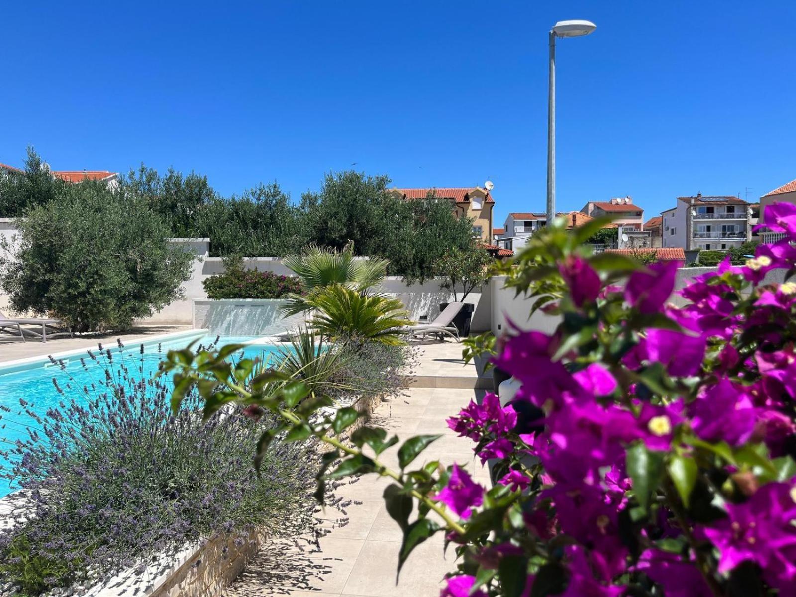 Apartments And Rooms Matesa Vodice Exterior foto